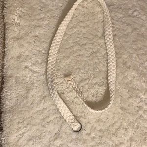 White knitted belt